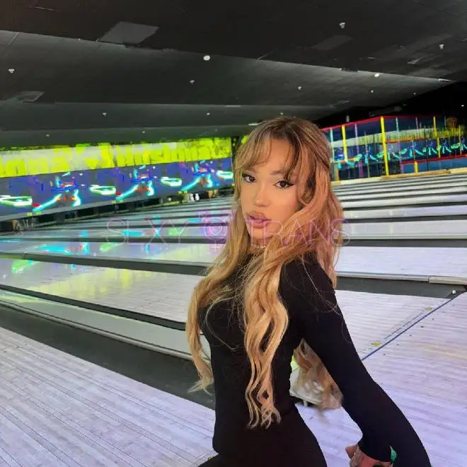 TS Ariana TEEN TRANS SUBMITTED HARD Biel/Bienne, Schweiz, Biel/Bienne - Grenchen