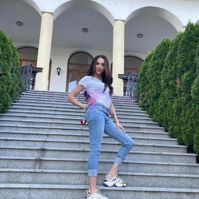 Romina TS luxus TS Party escort Schweiz, Basel, Basel und Umgebung