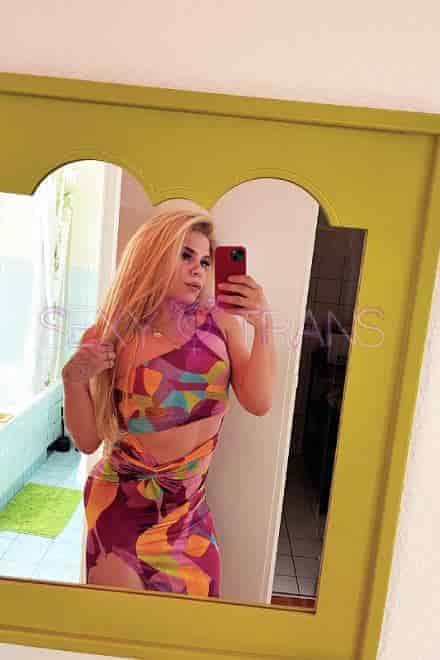 TS Natalia Ferraz Natalia Ferraz Neuenburg, Schweiz, Neuenburg